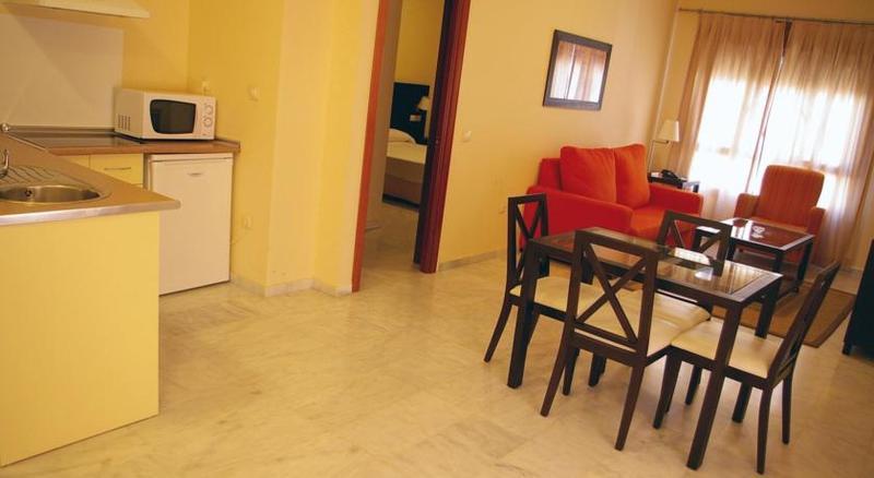 Apartamentos Luxsevilla Palacio Kültér fotó